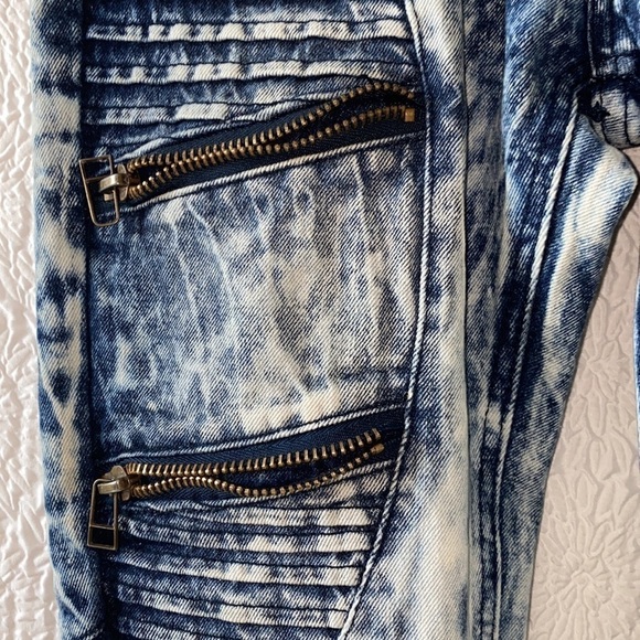 Trillnation Moto Zipper Skinny Fit Jeans - Picture 6 of 13